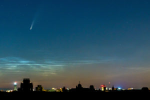 Comet "Neowise" (C / 2020 F3) and glowing night clouds (NLC) over Berlin Comet "Neowise" (C / 2020 F3) and glowing night clouds (NLC) over Berlin