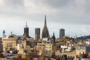 Barcelona, Dachterrasse, Altstadtblick, Morgenlicht Barcelona, Dachterrasse, Altstadtblick, Morgenlicht