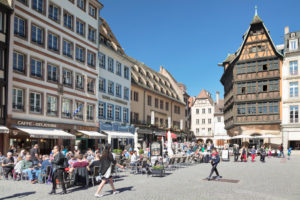 Haus Kammerzell am Münsterplatz, UNESCO Weltkulturerbe, Straßburg, Elsass, Frankreich Haus Kammerzell am Münsterplatz, UNESCO Weltkulturerbe, Straßburg, Elsass, Frankreich