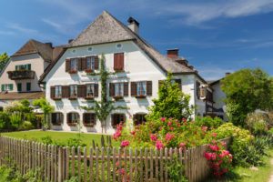 Inselhotel zur Linde auf der Fraueninsel, Chiemsee, Oberbayern, Deutschland Inselhotel zur Linde auf der Fraueninsel, Chiemsee, Oberbayern, Deutschland