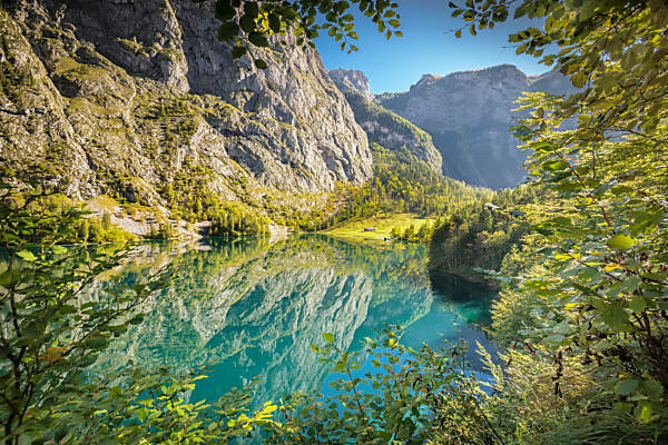 Bildagentur Mauritius Images Obersee Mit Blick Zur Fischunkelalm Salet Am Konigssee Berchtesgadener Land Nationalpark Berchtesgaden Oberbayern Bayern Deutschland