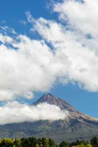 Mount Taranaki (2518m), Egmont-Nationalpark, Taranaki, Nordinsel, Neuseeland, Ozeanien Mount Taranaki (2518m), Egmont-Nationalpark, Taranaki, Nordinsel, Neuseeland, Ozeanien