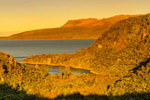 Lake Tarawera, Rotorua, Nordinsel, Neuseeland, Ozeanien Lake Tarawera, Rotorua, Nordinsel, Neuseeland, Ozeanien