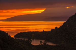 Lake Tarawera, Rotorua, Nordinsel, Neuseeland, Ozeanien Lake Tarawera, Rotorua, Nordinsel, Neuseeland, Ozeanien