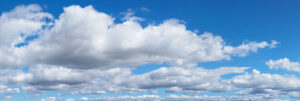 Wolkenformationen über den Firth of Thames, Waikato, Nordinsel, Neuseeland, Ozeanien Wolkenformationen über den Firth of Thames, Waikato, Nordinsel, Neuseeland, Ozeanien