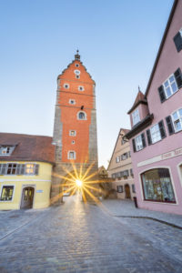 Wörnitztor in der Altstadt von Dinkelsbühl, Mittelfranken, Franken, Bayern, Süddeutschland, Deutschland, Europa Wörnitztor in der Altstadt von Dinkelsbühl, Mittelfranken, Franken, Bayern, Süddeutschland, Deutschland, Europa