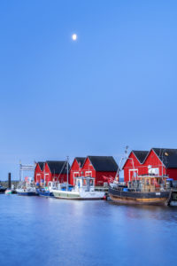 Fischerhütten im Hafen von Boltenhagen, Ostseeküste, Mecklenburg, Mecklenburg-Vorpommern, Norddeutschland, Deutschland, Europa Fischerhütten im Hafen von Boltenhagen, Ostseeküste, Mecklenburg, Mecklenburg-Vorpommern, Norddeutschland, Deutschland, Europa