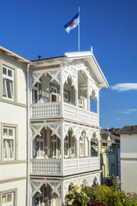 Häuser in der Altstadt von Sassnitz, Insel Rügen, Mecklenburg-Vorpommern, Deutschland Häuser in der Altstadt von Sassnitz, Insel Rügen, Mecklenburg-Vorpommern, Deutschland