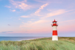 Leuchtturm List Ost am Ellenbogen, Insel Sylt, Nordfriesland, Schleswig-Holstein, Norddeutschland, Deutschland, Europa Leuchtturm List Ost am Ellenbogen, Insel Sylt, Nordfriesland, Schleswig-Holstein, Norddeutschland, Deutschland, Europa
