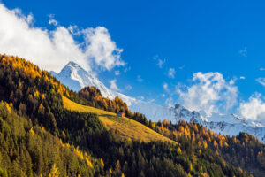 Ahornspitze (2973m) in the Zillertal Alps, Mayrhofen, Tyrol, Austria, Europe