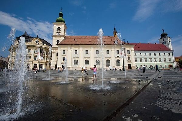 sibiu, romania, siebenbürgen, hermannstadt, transylvania, square