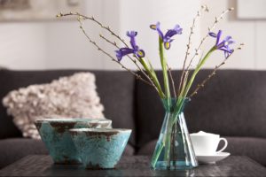 Schalen, Vase, Blumen, Tasse, Kissen, Schalen, Vase, Blumen, Tasse, Kissen,