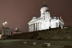 Der Dom von Helsinki, Finnland, nach Plänen des deutschen Architekten Carl Ludwig Engel Der Dom von Helsinki, Finnland, nach Plänen des deutschen Architekten Carl Ludwig Engel