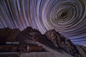 Star stripe traces at the Grasleiten Pass hut in South Tyrol Star stripe traces at the Grasleiten Pass hut in South Tyrol