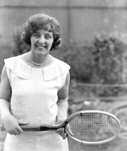 Qui était Suzanne Lenglen, la divine tenniswoman française