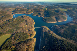 Verse dam, verses, low waters, water shortage, dam, autumn, Lüdenscheid, Sauerland, district of Brandenburg, North Rhine-Westphalia, Germany Verse dam, verses, low waters, water shortage, dam, autumn, Lüdenscheid, Sauerland, district of Brandenburg, North Rhine-Westphalia, Germany