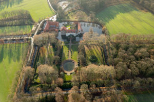 Aerial view, Castle Haus Borg, Rinkerode, Drensteinfurt, Münsterland, North Rhine-Westphalia, Germany Aerial view, Castle Haus Borg, Rinkerode, Drensteinfurt, Münsterland, North Rhine-Westphalia, Germany