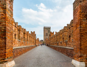Scaligero bridge, Ponte Scaligero, river Adige, Verona, Veneto, Italy, Europe Scaligero bridge, Ponte Scaligero, river Adige, Verona, Veneto, Italy, Europe