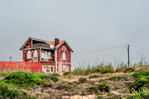 Europe, Portugal, Atlantic coast, Estremadura, Centro region, Peniche, old house with red facade