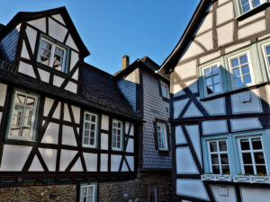 Europa, Deutschland, Hessen, Lahn-Dill-Kreis, Lahn-Dill-Bergland, Wetzlar, Fachwerkhäuser in der Rosengasse Europa, Deutschland, Hessen, Lahn-Dill-Kreis, Lahn-Dill-Bergland, Wetzlar, Fachwerkhäuser in der Rosengasse