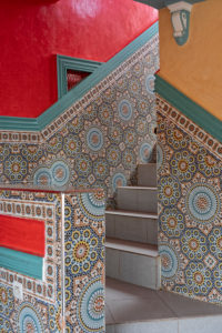 Cafe Restaurant Tizi Ait Barka, creative, High Atlas Mountains, Morocco, Tizi n'Tichka mountain pass, design, tiles, stairs Cafe Restaurant Tizi Ait Barka, creative, High Atlas Mountains, Morocco, Tizi n'Tichka mountain pass, design, tiles, stairs