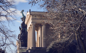 Germany, Bavaria, Upper Bavaria, Munich, Theresienwiese, Hall of Fame with bronze statue Bavaria Germany, Bavaria, Upper Bavaria, Munich, Theresienwiese, Hall of Fame with bronze statue Bavaria