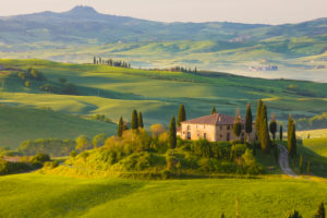 Italy, Tuscany, La Crete, Pienza, Farm House, Rolling Hills Italy, Tuscany, La Crete, Pienza, Farm House, Rolling Hills