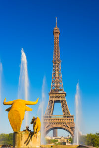 France, Ile-de-France, Paris, Effel Tower viewed from the Palais de Chaillot water fountains France, Ile-de-France, Paris, Effel Tower viewed from the Palais de Chaillot water fountains