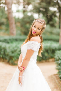 Bride, wedding, garden, young woman, wedding dress, smile, portrait Bride, wedding, garden, young woman, wedding dress, smile, portrait