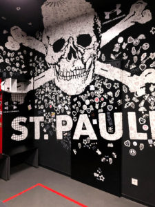 Fussball, Mannschaftsbereich, Detail, Hamburg, St. Pauli Fussball, Mannschaftsbereich, Detail, Hamburg, St. Pauli