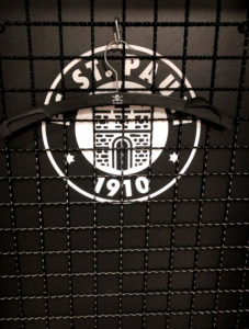 Fussball, Mannschaftsbereich, Detail, Hamburg, St. Pauli Fussball, Mannschaftsbereich, Detail, Hamburg, St. Pauli