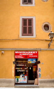 Haus, Geschäft, Alimentari, Pisa, Toskana, Italien Haus, Geschäft, Alimentari, Pisa, Toskana, Italien