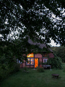 Sellin, Mucheln, Kreis Plön, Holstein, lawn, house, country house, North Germany, garden, Schleswig-Holstein, Germany