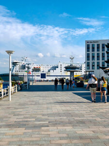 Travemünde, ship, Baltic Sea, ferry, promenade, architecture, house, Hanseatic city of Lübeck, northern Germany, shipping, Bay of Lübeck, Schleswig-Holstein, Germany