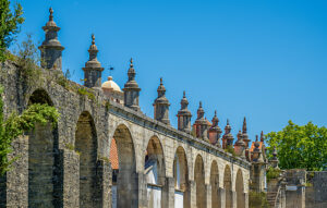 Portugal, Tomar, Santarém district, UNESCO World Heritage Site Convento de Cristo (Convent of Christ), castle and monastery of the Knights Templar, aqueduct, Portugal, Tomar, Santarém district, UNESCO World Heritage Site Convento de Cristo (Convent of Christ), castle and monastery of the Knights Templar, aqueduct,
