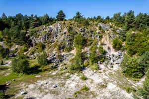 Europe, Poland, Silesian Voivodeship, Krakow-Czestochowa Upland, Polish Jurassic Highland, Jura, Kamieniolom Kielniki Europe, Poland, Silesian Voivodeship, Krakow-Czestochowa Upland, Polish Jurassic Highland, Jura, Kamieniolom Kielniki