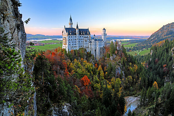 Bildagentur Mauritius Images Castle Neuschwanstein Near Hohenschwangau Romantic Road Ostallgau Bavaria Germany Evening Mood