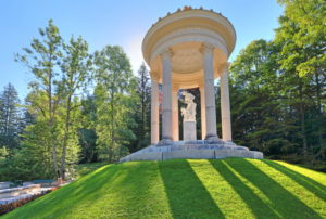 Venus temple in the castle grounds of castle Linderhof, parish of Ettal, Ammertal, Ammergauer alps, Upper Bavaria, Bavaria, Germany Venus temple in the castle grounds of castle Linderhof, parish of Ettal, Ammertal, Ammergauer alps, Upper Bavaria, Bavaria, Germany