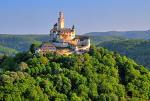 Marksburg über dem Rheintal, Braubach, Rhein, Mittelrheintal, Rheinland-Pfalz, Westdeutschland, Deutschland Marksburg über dem Rheintal, Braubach, Rhein, Mittelrheintal, Rheinland-Pfalz, Westdeutschland, Deutschland