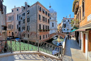 Old Town Canal with church Santa Maria Miracoli, Venice, Veneto, Italy, UNESCO World Heritage Site Old Town Canal with church Santa Maria Miracoli, Venice, Veneto, Italy, UNESCO World Heritage Site