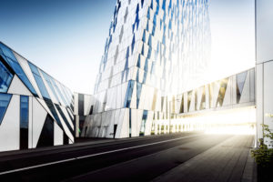 Bella Sky Hotel mit moderner Architektur in Kopenhagen, Ørestad, Dänemark, Skandinavien Bella Sky Hotel mit moderner Architektur in Kopenhagen, Ørestad, Dänemark, Skandinavien