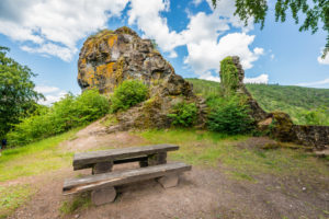 Burg Falkenstein im gleichnamigen Ort in der Pfalz im Donnersberg-Kreis, Burg Falkenstein im gleichnamigen Ort in der Pfalz im Donnersberg-Kreis,