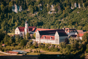 Erzabtei St. Martin zu Beuron, Archiabbatia Sancti Martini Beuronensis, Erzabtei Beuron, Benediktiner-Erzabtei, Oberes Donautal, Schwäbische Alb, Baden-Württemberg, Deutschland, Europa Erzabtei St. Martin zu Beuron, Archiabbatia Sancti Martini Beuronensis, Erzabtei Beuron, Benediktiner-Erzabtei, Oberes Donautal, Schwäbische Alb, Baden-Württemberg, Deutschland, Europa