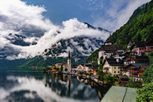 Hallstatt am Hallstätter See, Salzkammergut, clouds, fog, in the morning, Upper Austria, Austria, Europe Hallstatt am Hallstätter See, Salzkammergut, clouds, fog, in the morning, Upper Austria, Austria, Europe