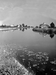 At Grosser Friedrichsgraben trench near Labiau in the Memel delta, East Prussia, 1930s. At Grosser Friedrichsgraben trench near Labiau in the Memel delta, East Prussia, 1930s.