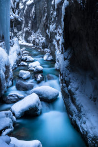 Deutschland, Bayern, Bayerische Alpen, Garmisch-Partenkirchen, Partnachklamm im Winter Deutschland, Bayern, Bayerische Alpen, Garmisch-Partenkirchen, Partnachklamm im Winter