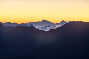 Österreich, Tirol, Ötztal, Obergurgl, Sonnenaufgang in den Ötztaler Alpen Österreich, Tirol, Ötztal, Obergurgl, Sonnenaufgang in den Ötztaler Alpen