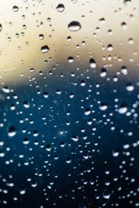 Regentropfen am Fenster Regentropfen am Fenster