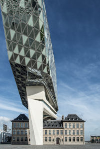 Nieuw Havenhuis (New Harbour House), one of the final projects of architect Zaha Hadid, Antwerp (Antwerpen), Flanders, Belgium, Europe Nieuw Havenhuis (New Harbour House), one of the final projects of architect Zaha Hadid, Antwerp (Antwerpen), Flanders, Belgium, Europe