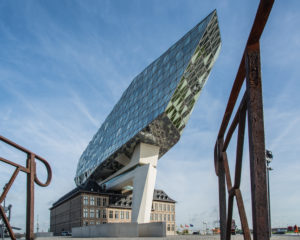 Nieuw Havenhuis (New Harbour House), one of the final projects of architect Zaha Hadid, Antwerp (Antwerpen), Flanders, Belgium, Europe Nieuw Havenhuis (New Harbour House), one of the final projects of architect Zaha Hadid, Antwerp (Antwerpen), Flanders, Belgium, Europe
